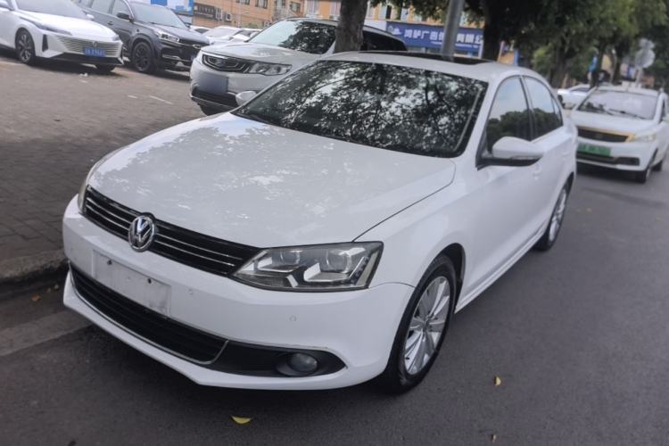 Used Volkswagen Sagitar 2014 Revised Version 1.4TSI Automatic Luxury Edition Guazi used car, China used car export, Used car for sale, Used cars, Cheapest cars for sale