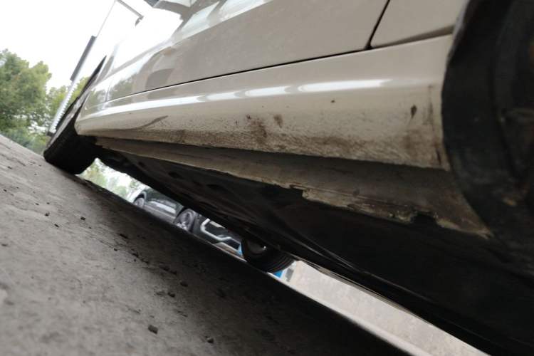Used Volkswagen Sagitar 2014 1.6L Manual Comfort Model Chassis Front Right