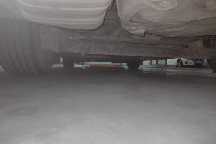 Used Volkswagen Sagitar 2014 1.6L Automatic Comfort Model Chassis Rear Left