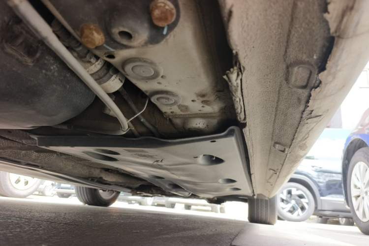 Used Volkswagen Sagitar 2014 1.6L Automatic Comfort Model Chassis Rear Right