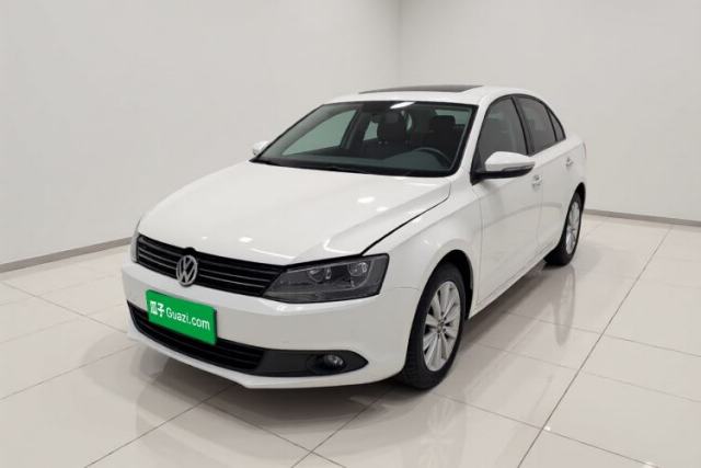 Używany Volkswagen Sagitar 2014 Revised Version 1.6L Automatic Comfort Edition