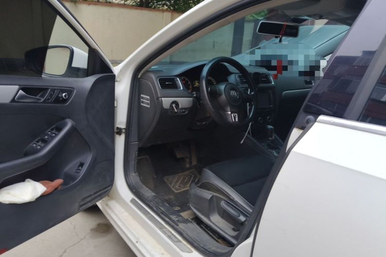 Used Volkswagen Sagitar 2014 Revised Version 1.6L Automatic Leading Edition Driver Seat