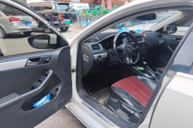 Used Volkswagen Sagitar 2014 1.6L Automatic Comfort Model Driver Seat