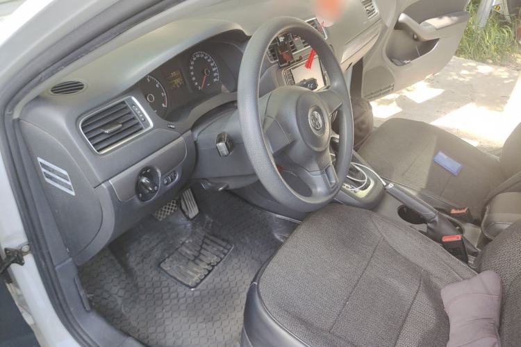 Used Volkswagen Sagitar 2014 1.6L Automatic Fashion Model Driver Seat