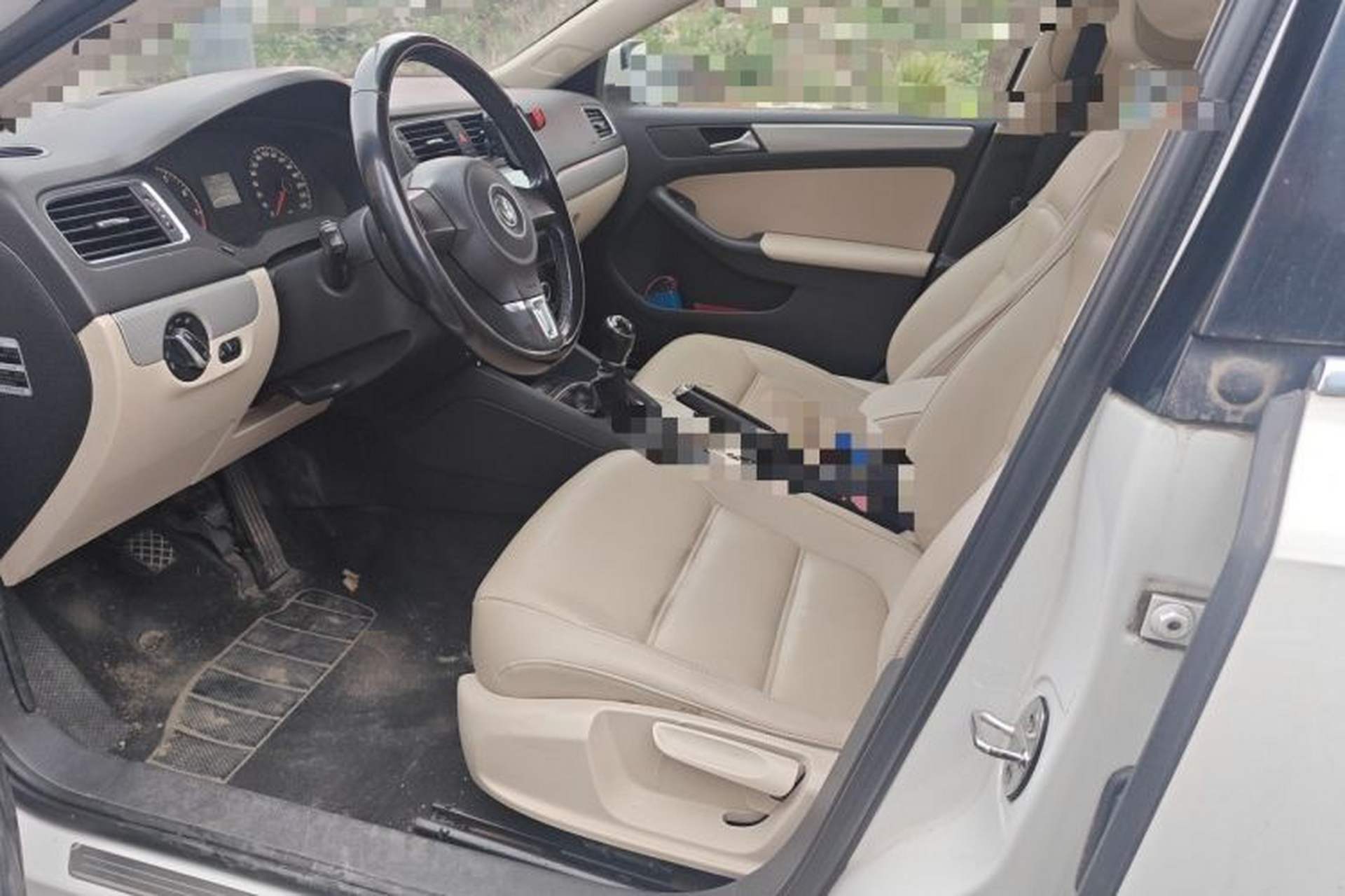 Used Volkswagen Sagitar 2014 1.6L Manual Comfort Model Driver Seat