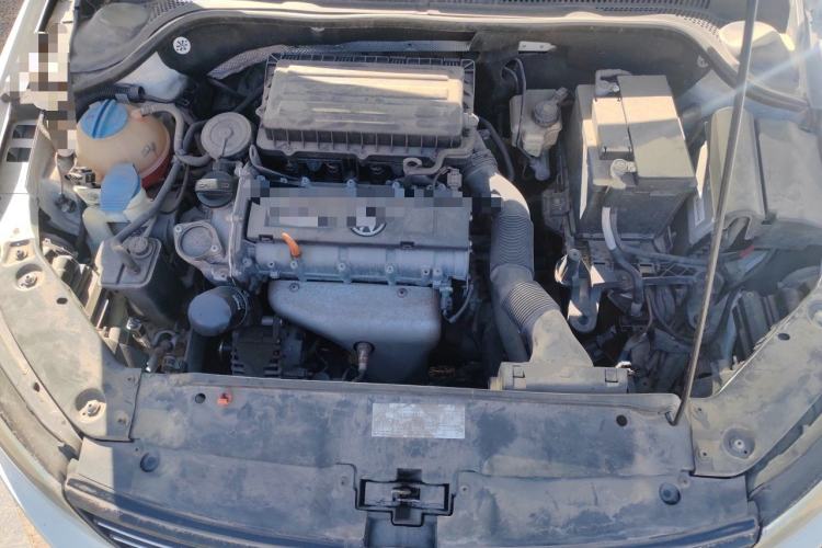 Used Volkswagen Sagitar 2014 Revised Version 1.6L Manual Comfort Edition Engine Bay