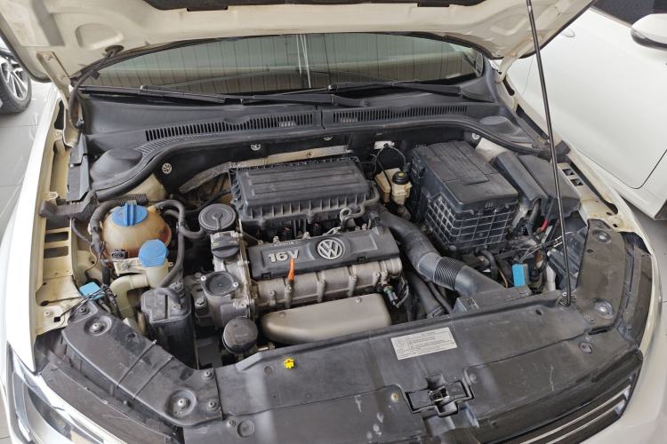 Used Volkswagen Sagitar 2014 Revised Version 1.6L Automatic Comfort Edition Engine Bay