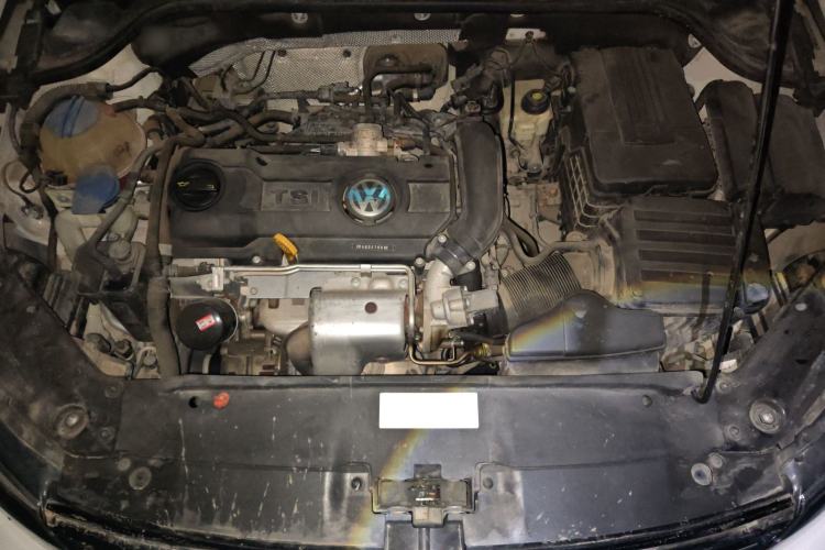 Used Volkswagen Sagitar 2014 Revised Version 1.4TSI Automatic Fashion Edition Engine Bay
