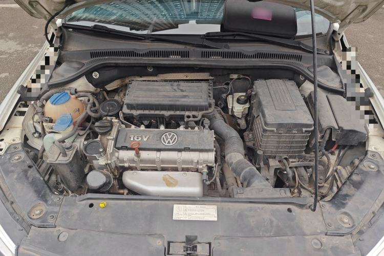 Used Volkswagen Sagitar 2014 Revised Version 1.6L Automatic Comfort Edition Engine Bay