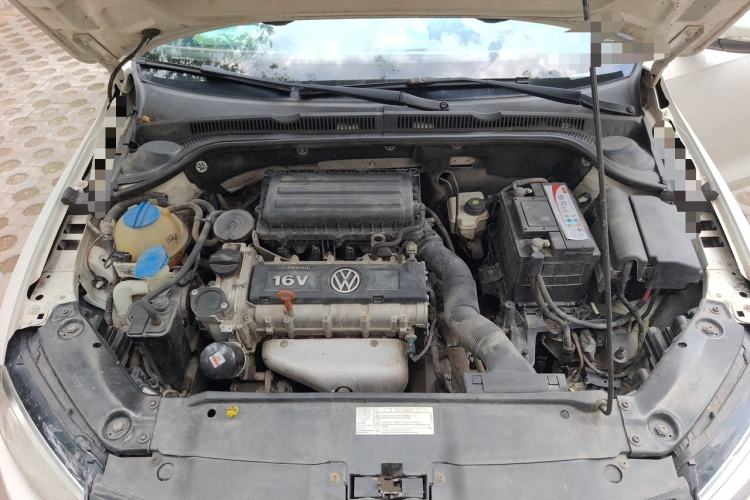 Used Volkswagen Sagitar 2014 Revised Version 1.6L Manual Comfort Edition Engine Bay