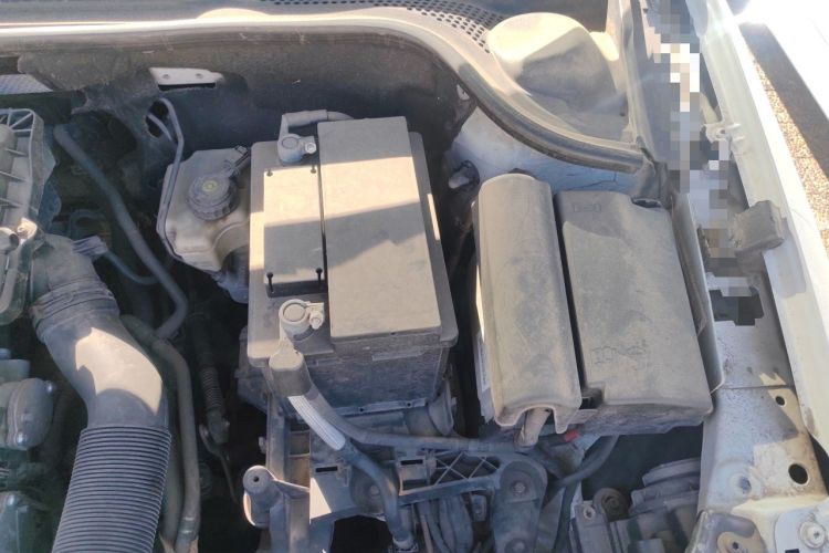 Used Volkswagen Sagitar 2014 Revised Version 1.6L Manual Comfort Edition Engine Bay Left