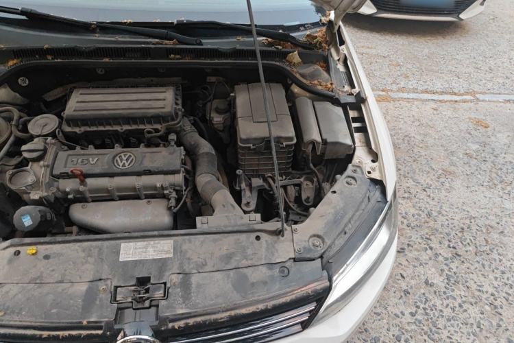 Used Volkswagen Sagitar 2014 Revised Version 1.6L Automatic Leading Edition Engine Bay Left
