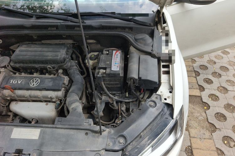 Used Volkswagen Sagitar 2014 Revised Version 1.6L Manual Comfort Edition Engine Bay Left