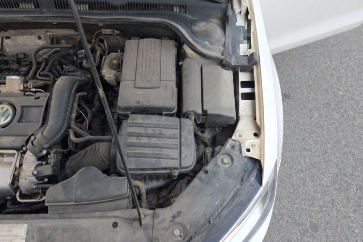 Used Volkswagen Sagitar 2014 Revised Version 1.4TSI Automatic Luxury Edition Engine Bay Left