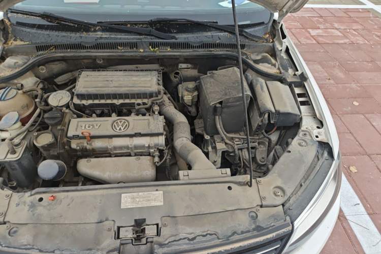 Used Volkswagen Sagitar 2014 Revised Version 1.6L Manual Comfort Edition Engine Bay Left