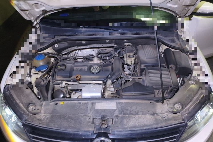 Used Volkswagen Sagitar 2014 Revised Version 1.4TSI Automatic Luxury Edition Engine Bay
