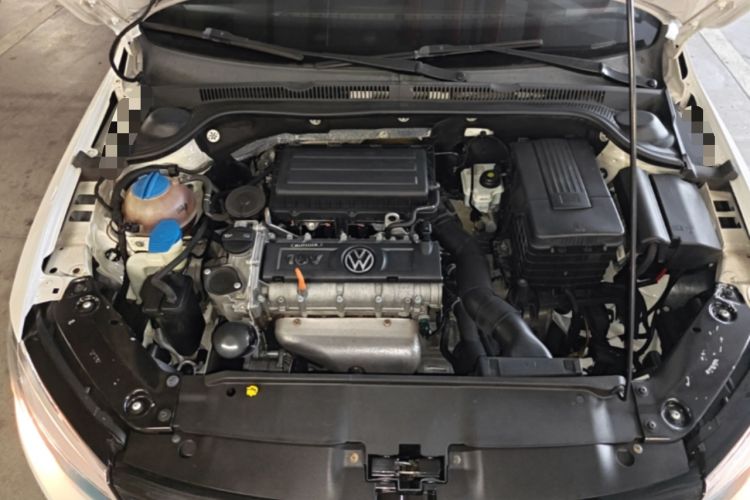 Used Volkswagen Sagitar 2014 Revised Version 1.6L Automatic Comfort Edition Engine Bay