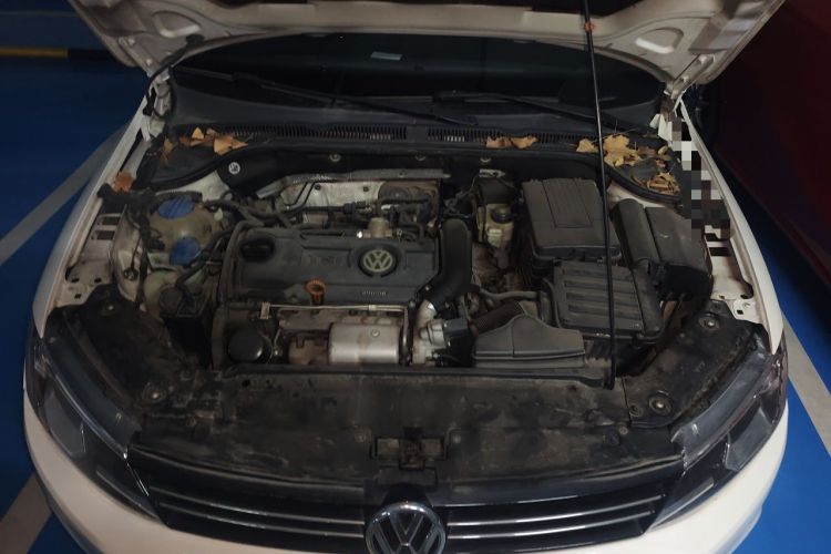Used Volkswagen Sagitar 2014 Revised 1.4TSI Automatic Flagship Edition Engine Bay