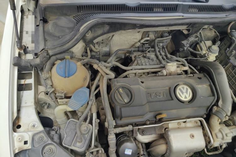 Used Volkswagen Sagitar 2014 Revised Version 1.4TSI Automatic Luxury Edition Engine Bay Right