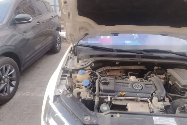 Used Volkswagen Sagitar 2014 1.4TSI Automatic Luxury Model Engine Bay Right