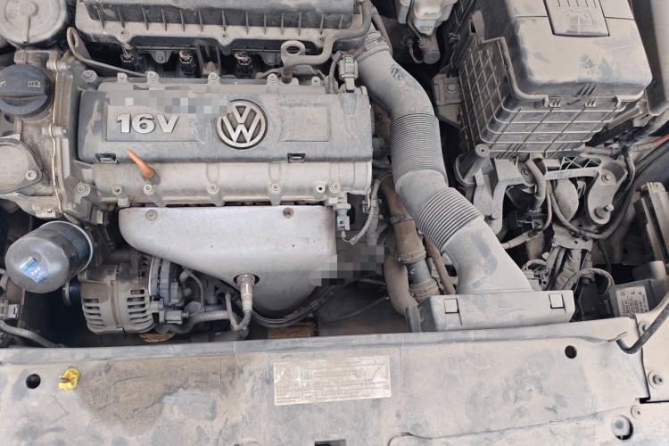 Used Volkswagen Sagitar 2014 Revised Version 1.6L Automatic Comfort Edition Engine Bay