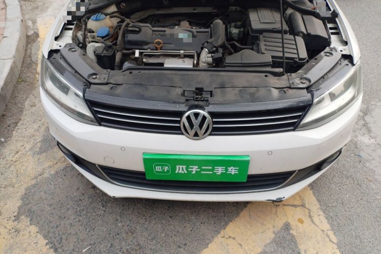 Used Volkswagen Sagitar 2014 Revised Version 1.4TSI Automatic Luxury Edition Engine Bay