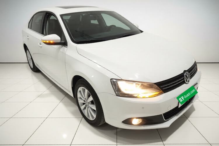 Used Volkswagen Sagitar 2014 Revised Version 1.4TSI Manual Luxury Edition Exterior 1
