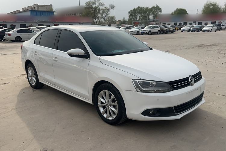 Used Volkswagen Sagitar 2014 Revised Version 1.4TSI Automatic Luxury Edition Exterior 2