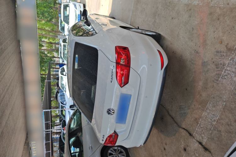 Used Volkswagen Sagitar 2014 Revised Version 1.6L Automatic Comfort Edition Exterior 3