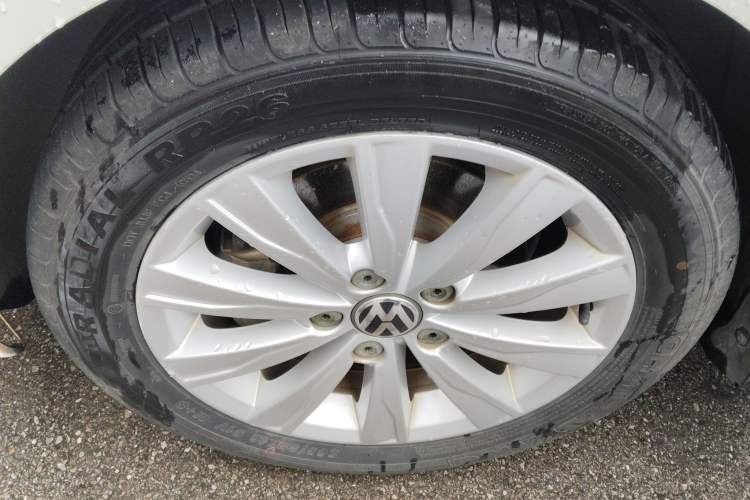 Used Volkswagen Sagitar 2014 Revised Version 1.6L Automatic Leading Edition Exterior 3