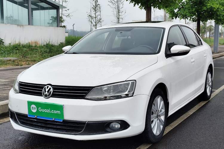 Used Volkswagen Sagitar 2014 Revised Version 1.6L Automatic Leading Edition Guazi used car, China used car export, Used car for sale, Used  cars, Cheapest cars for sale