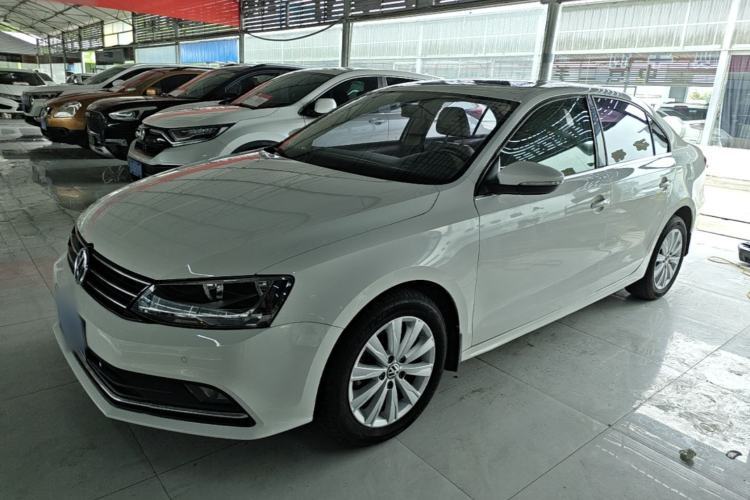 Used Volkswagen Sagitar 2014 1.4TSI Automatic Luxury Model Guazi used car, China used car export, Used car for sale, Used  cars, Cheapest cars for sale