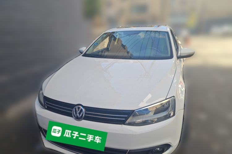 Used Volkswagen Sagitar 2014 1.6L Automatic Comfort Model Front