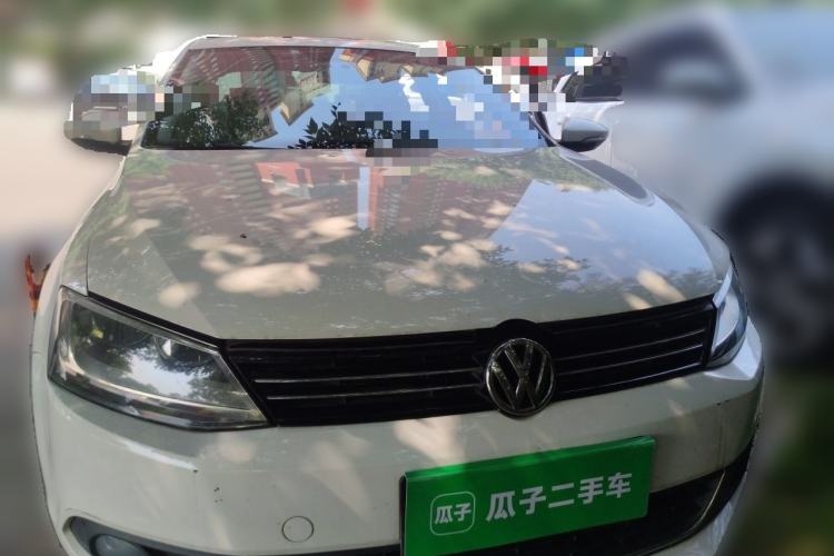 Used Volkswagen Sagitar 2014 1.6L Manual Comfort Model Front