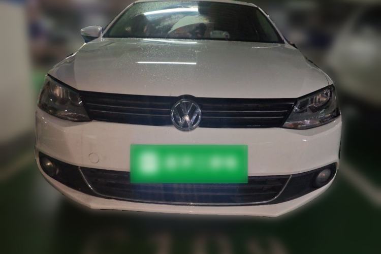 Used Volkswagen Sagitar 2014 1.6L Automatic Comfort Model Front