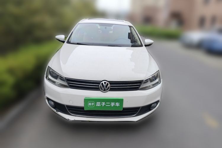 Used Volkswagen Sagitar 2014 Revised Version 1.6L Manual Comfort Edition Front