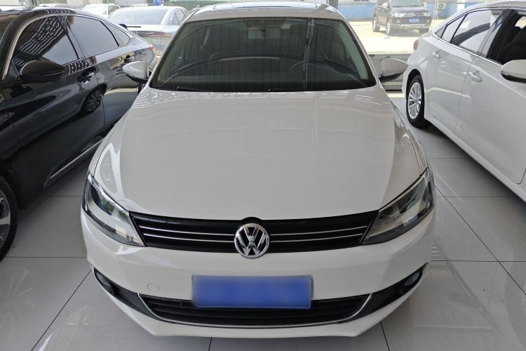 Used Volkswagen Sagitar 2014 Revised Version 1.6L Automatic Comfort Edition Front