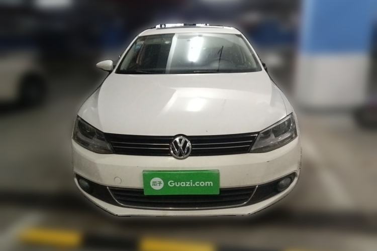 Used Volkswagen Sagitar 2014 Revised Version 1.6L Manual Comfort Edition Front