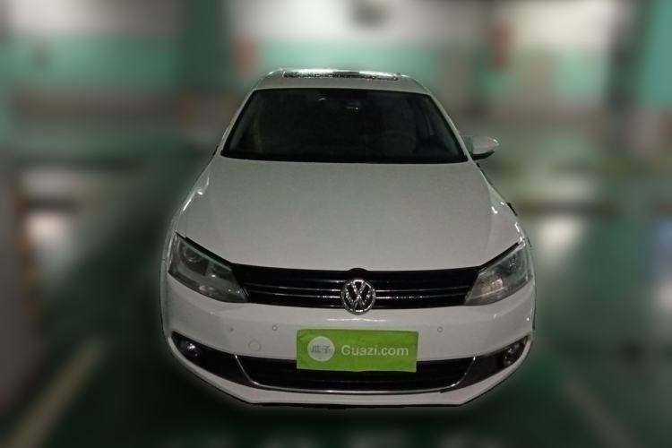 Used Volkswagen Sagitar 2014 Revised Version 1.4TSI Automatic Luxury Edition Front