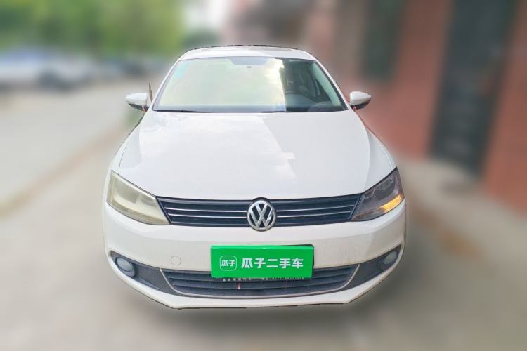 Used Volkswagen Sagitar 2014 Revised Version 1.6L Automatic Comfort Edition Front