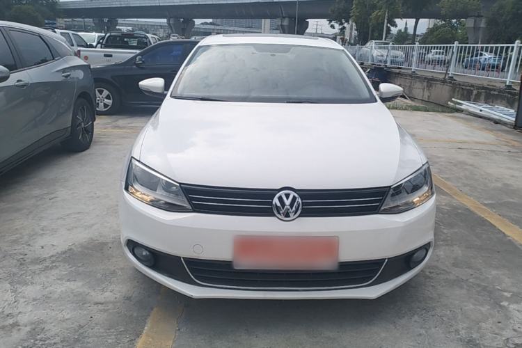Used Volkswagen Sagitar 2014 1.6L Automatic Comfort Model Front