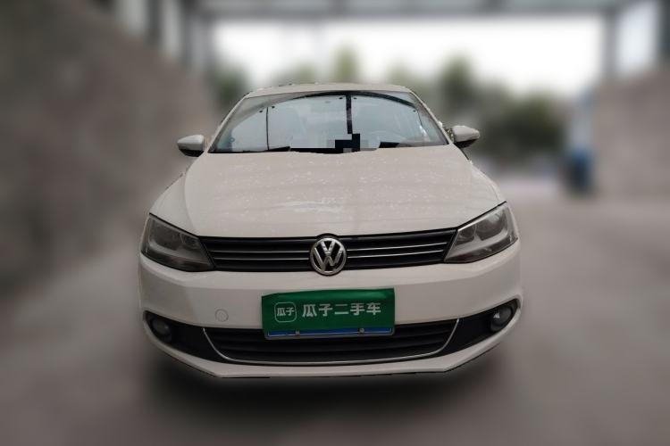 Used Volkswagen Sagitar 2014 1.6L Manual Comfort Model Front
