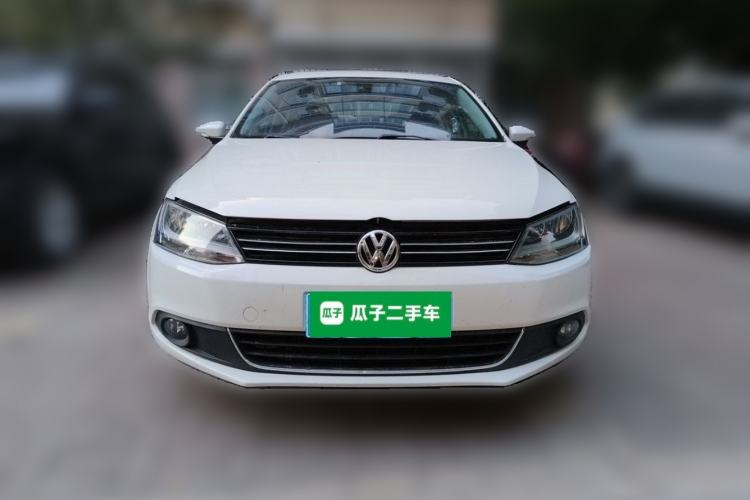 Used Volkswagen Sagitar 2014 Revised Version 1.6L Manual Comfort Edition Front
