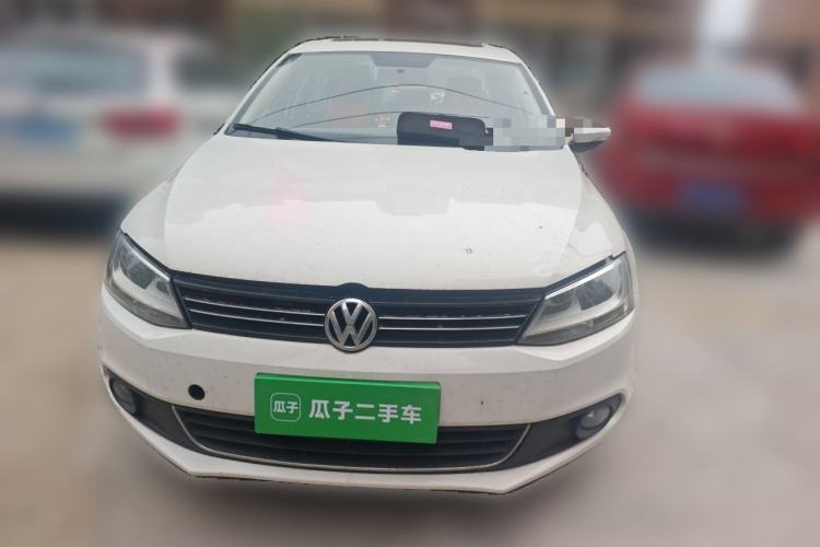 Used Volkswagen Sagitar 2014 Revised Version 1.6L Manual Comfort Edition Front