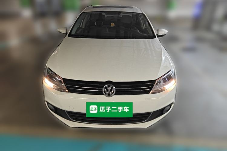 Used Volkswagen Sagitar 2014 Revised Version 1.6L Automatic Comfort Edition Front
