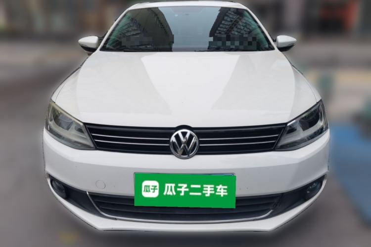 Used Volkswagen Sagitar 2014 1.6L Automatic Comfort Model Front