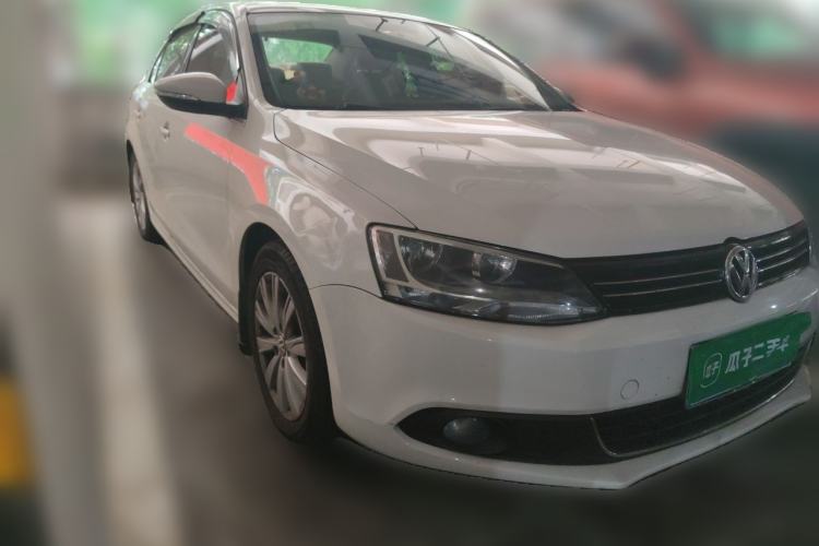 Used Volkswagen Sagitar 2014 1.6L Automatic Comfort Model Front Right 45 Deg