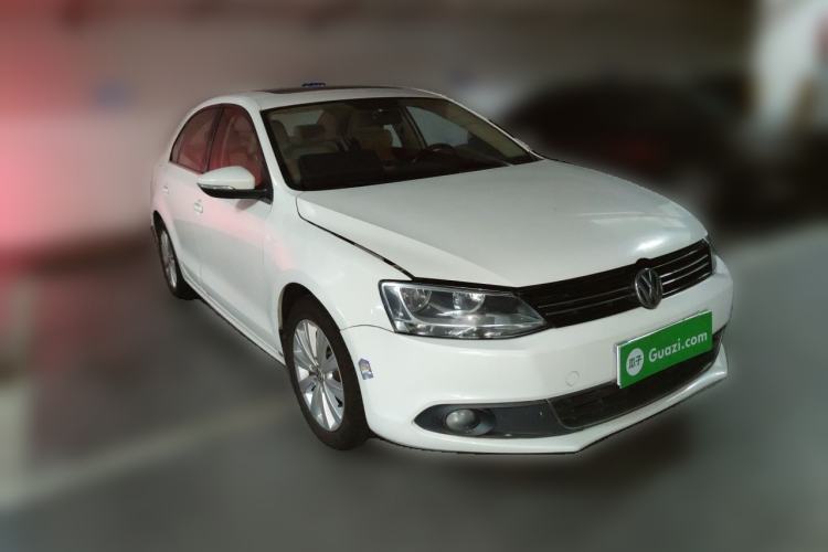 Used Volkswagen Sagitar 2014 Revised Version 1.6L Automatic Comfort Edition Front Right 45 Deg