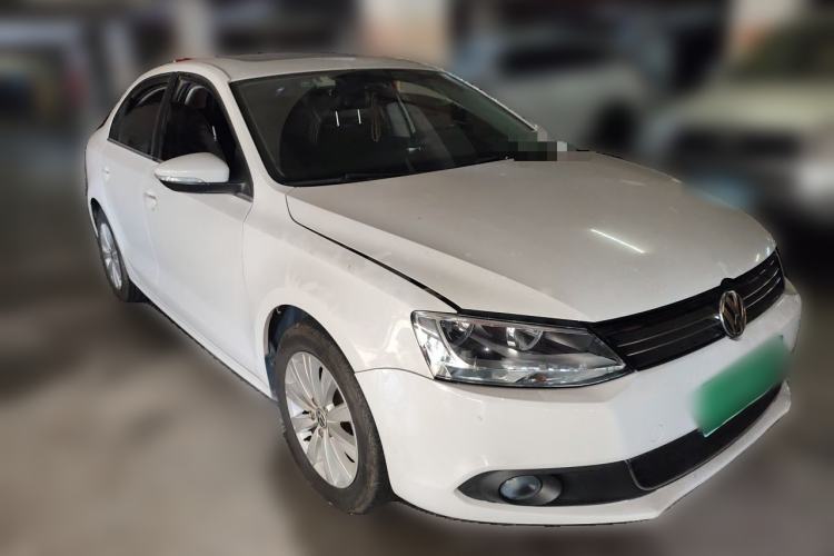 Used Volkswagen Sagitar 2014 Revised Version 1.6L Automatic Comfort Edition Front Right 45 Deg