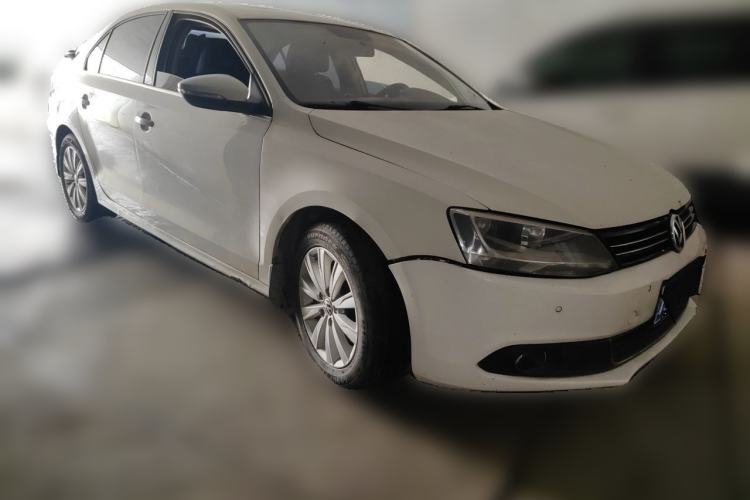 Used Volkswagen Sagitar 2014 Revised Version 1.4TSI Automatic Luxury Edition Front Right 45 Deg